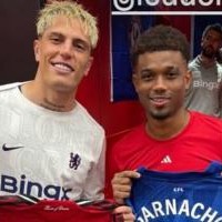 何意？阿玛德赛后与加纳乔互换球衣晒合影，随后清空社媒所有动态